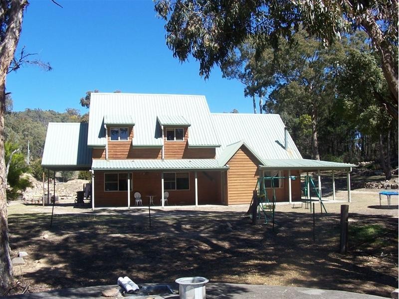 40 Roberts Road, Stanthorpe QLD 4380