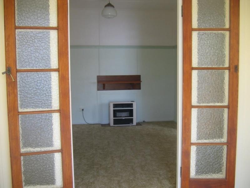 7 McGregor Tce, Stanthorpe QLD 4380