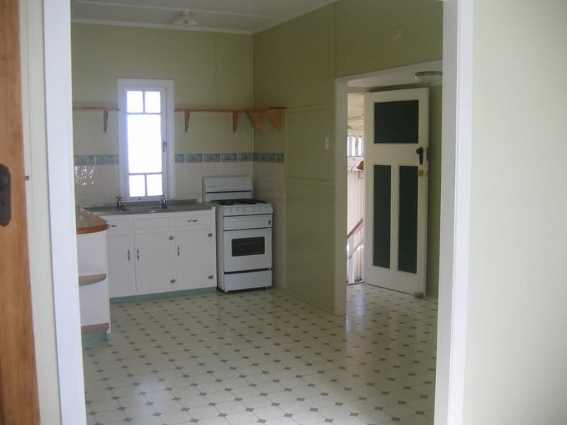 7 McGregor Tce, Stanthorpe QLD 4380