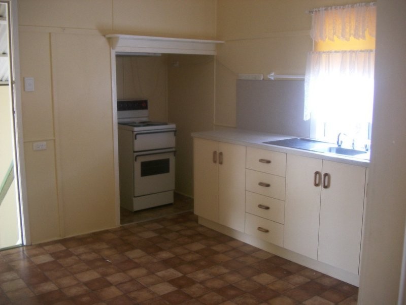 35 Hillcrest Street, Stanthorpe QLD 4380