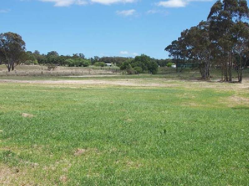 2 Manns Lane, Stanthorpe QLD 4380