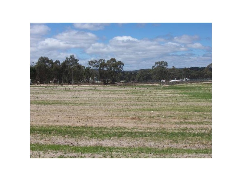 2 Manns Lane, Stanthorpe QLD 4380