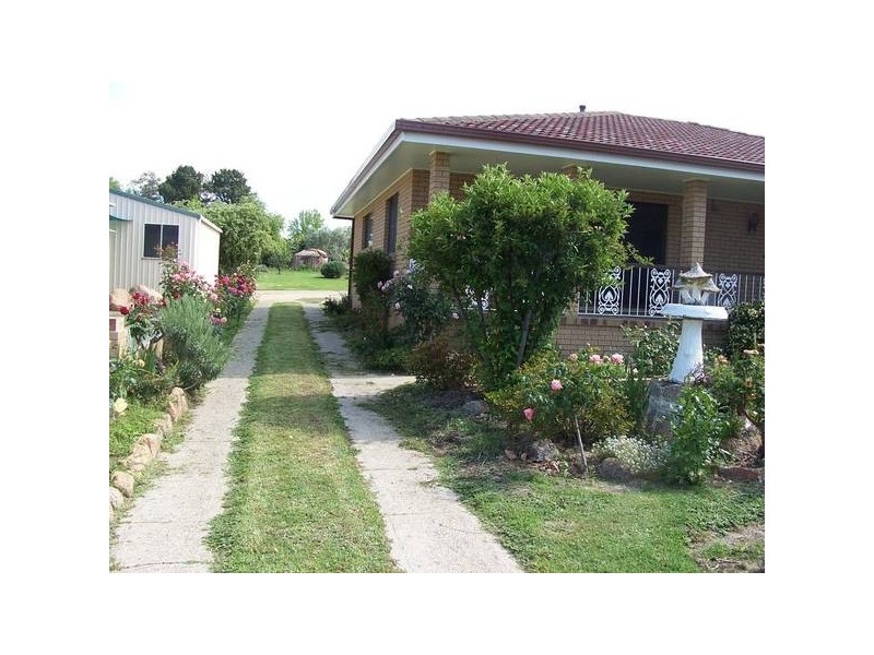 25 College Rd, Stanthorpe QLD 4380