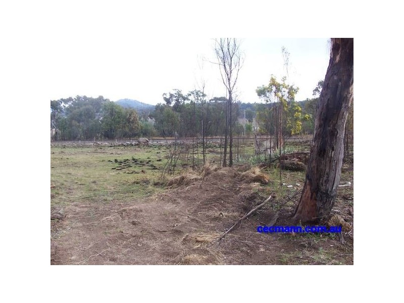 103 Easement off New England Highway, Ballandean QLD 4382