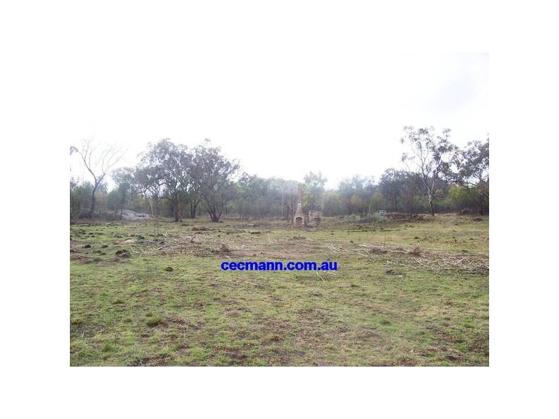 103 Easement off New England Highway, Ballandean QLD 4382