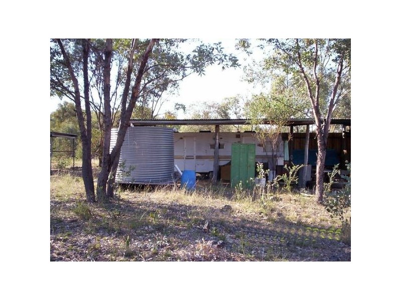 Rayners Road, Warroo QLD 4387