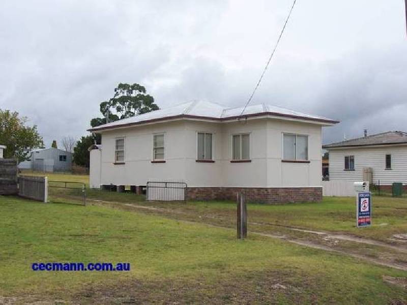 Symes Street, Stanthorpe QLD 4380
