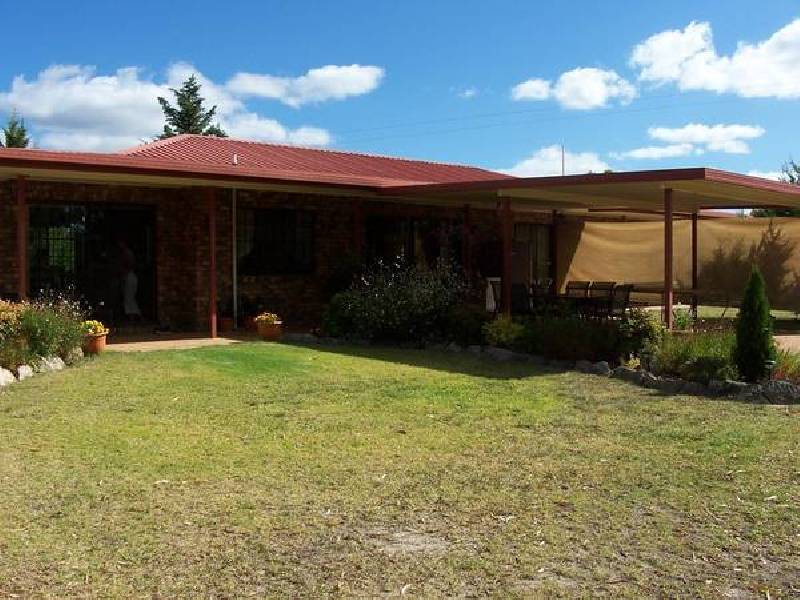 566 Border Road, Stanthorpe QLD 4380