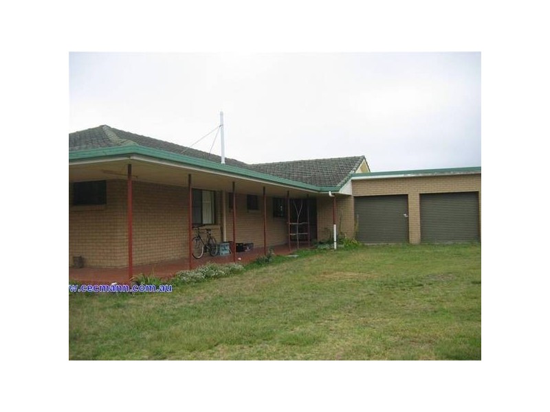 1377 Eukey Road, Stanthorpe QLD 4380