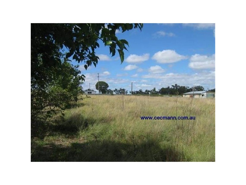 2 New England Highway, Severnlea QLD 4352