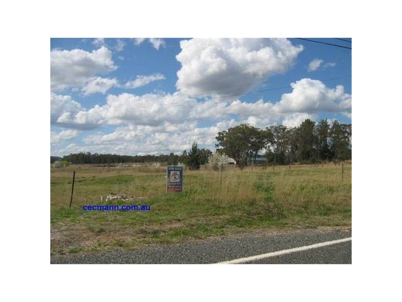 2 New England Highway, Severnlea QLD 4352