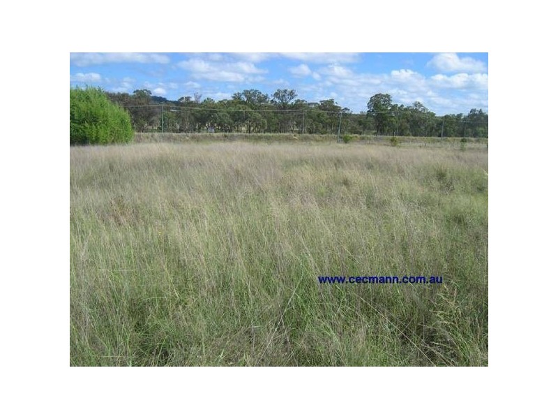 2 New England Highway, Severnlea QLD 4352