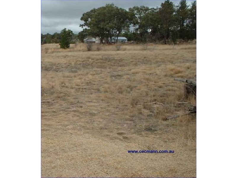 2 New England Highway, Severnlea QLD 4352