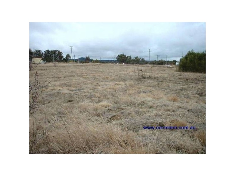 2 New England Highway, Severnlea QLD 4352