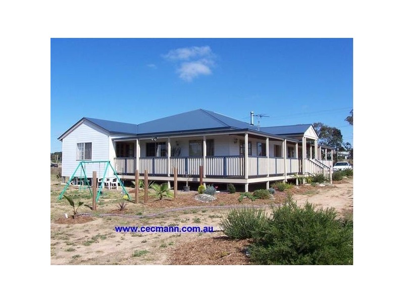 110 Old Warwick Road, Applethorpe QLD 4378