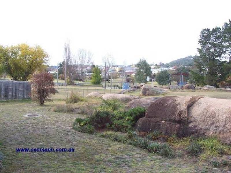 Denham St, Stanthorpe QLD 4380