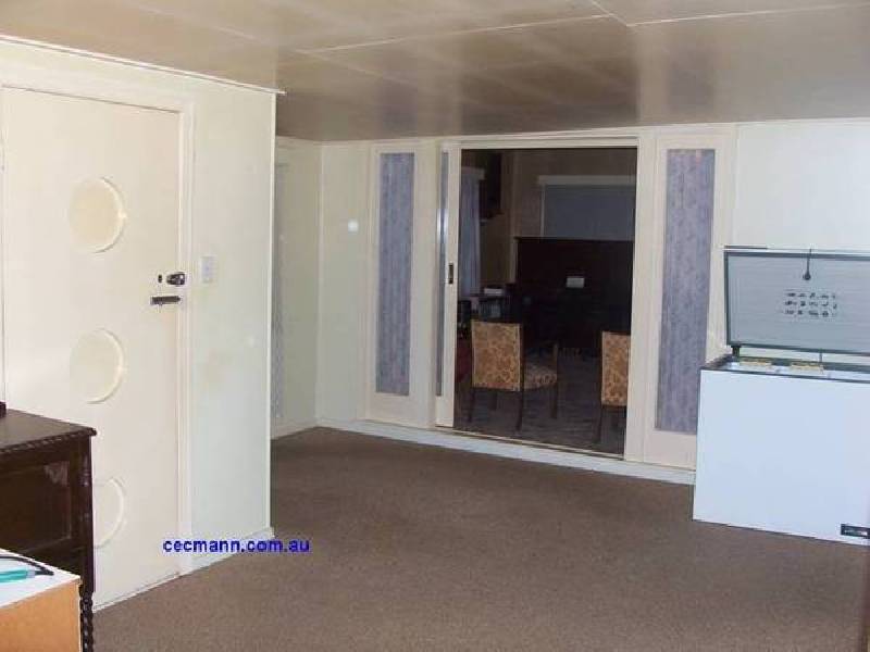 Gleeson St, Stanthorpe QLD 4380