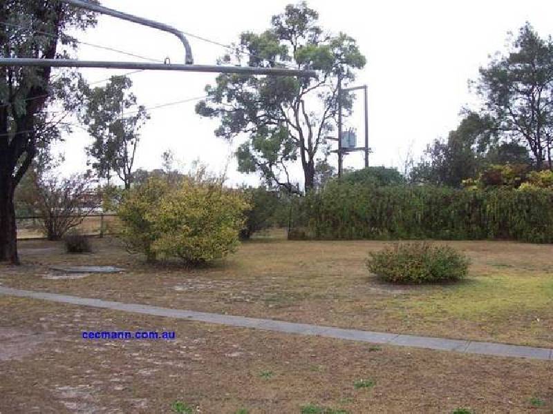 Gleeson St, Stanthorpe QLD 4380