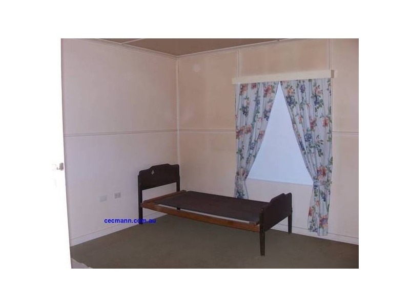 Gleeson St, Stanthorpe QLD 4380