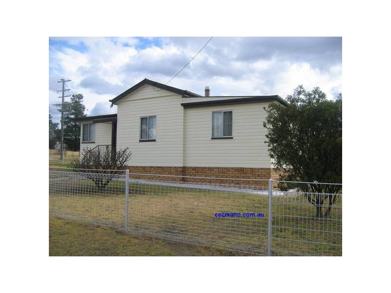 Symes Street, Stanthorpe QLD 4380