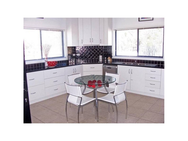 45 Amosfield Road, Stanthorpe QLD 4380