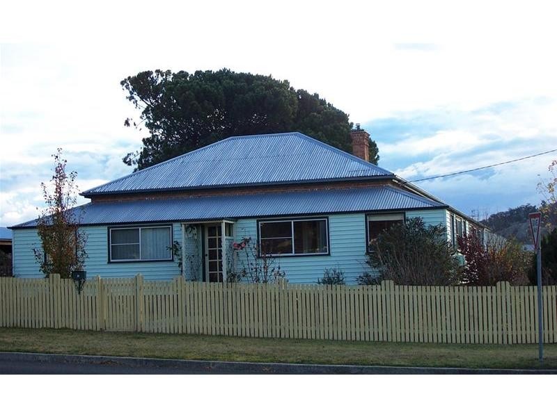 26 Short Street, Stanthorpe QLD 4380