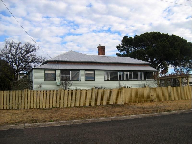 26 Short Street, Stanthorpe QLD 4380