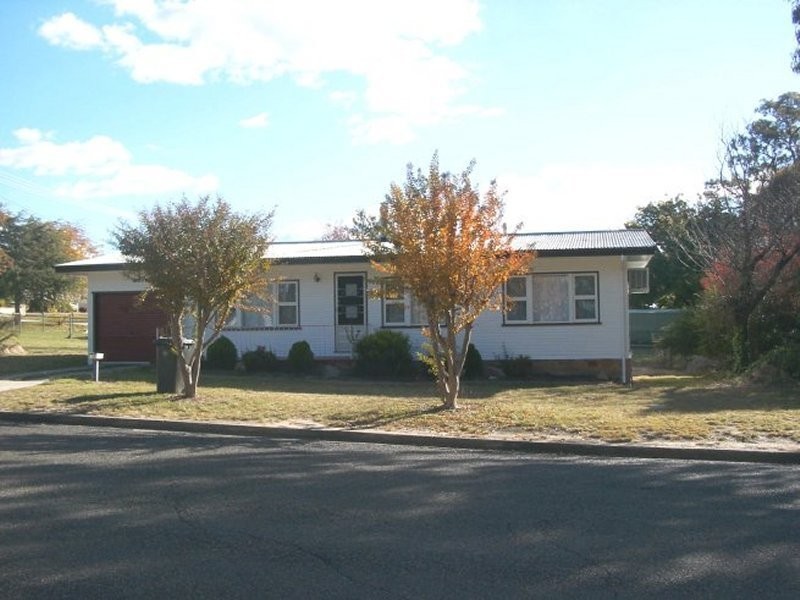 14 Day Street, Stanthorpe QLD 4380