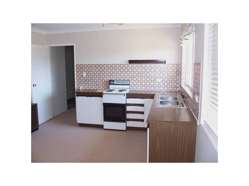 10 Ellevsen Street, Stanthorpe QLD 4380