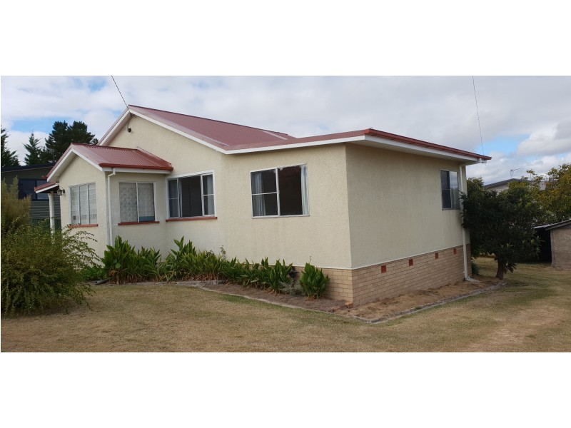 23 Wolfram Street, Stanthorpe QLD 4380