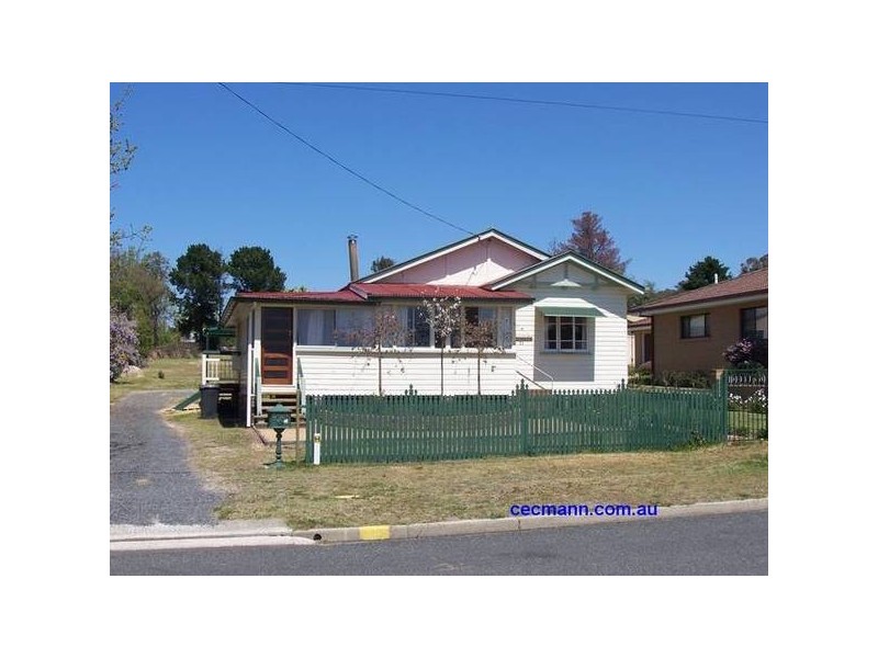 23 College Road, Stanthorpe QLD 4380