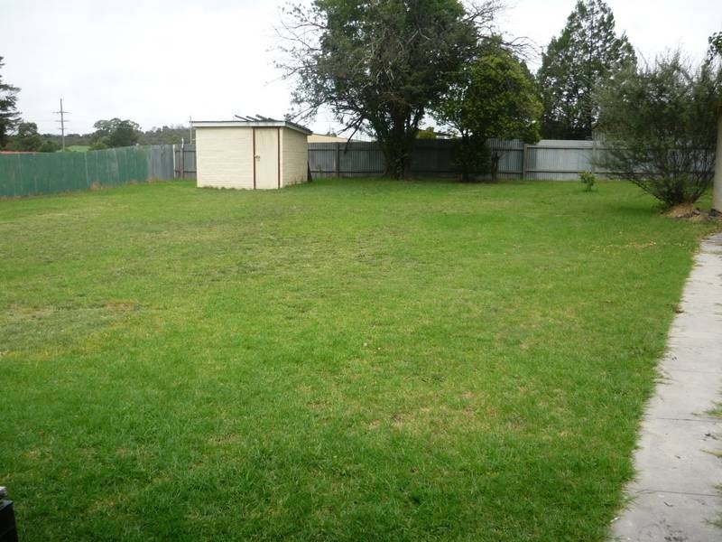 17 Mcglew Street, Stanthorpe QLD 4380