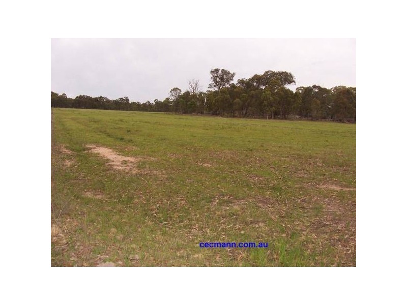 7 Amiens Rd, Amiens QLD 4352