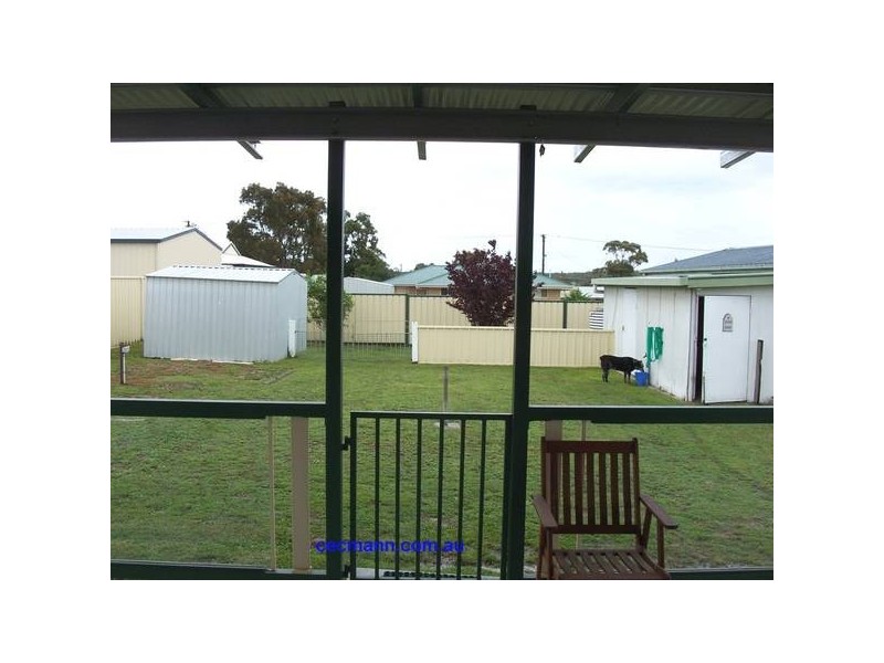16 Thorpe Street, Stanthorpe QLD 4380