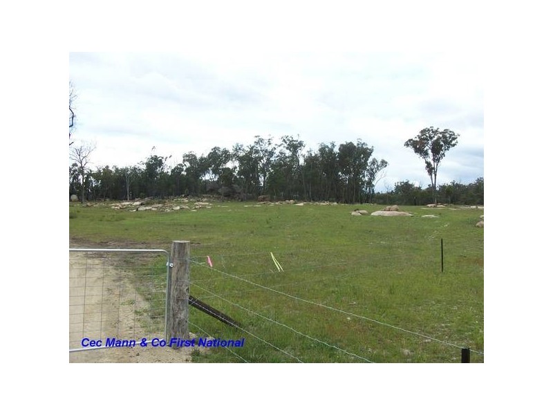 4 Nundubbermere Rd, Stanthorpe QLD 4380