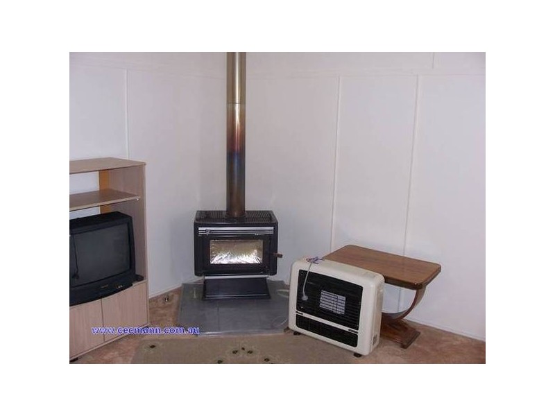 54 SYMES ST, Stanthorpe QLD 4380