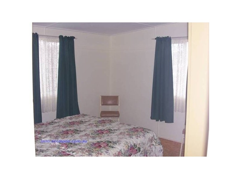 54 SYMES ST, Stanthorpe QLD 4380