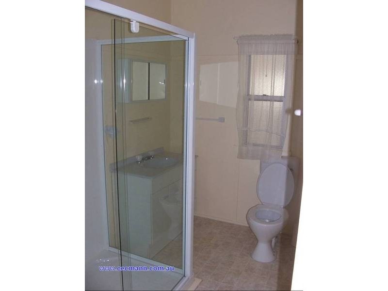 54 SYMES ST, Stanthorpe QLD 4380