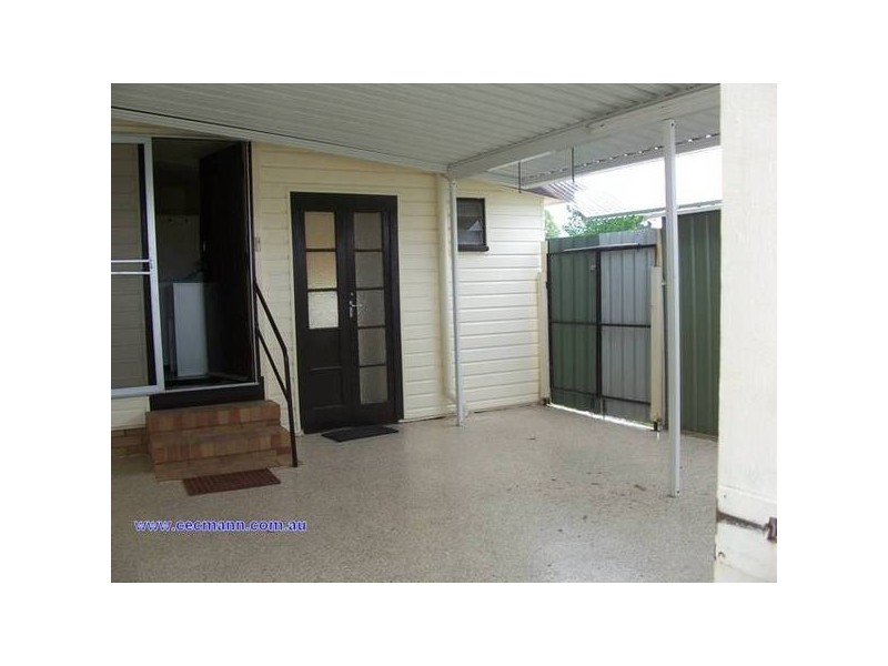 54 SYMES ST, Stanthorpe QLD 4380