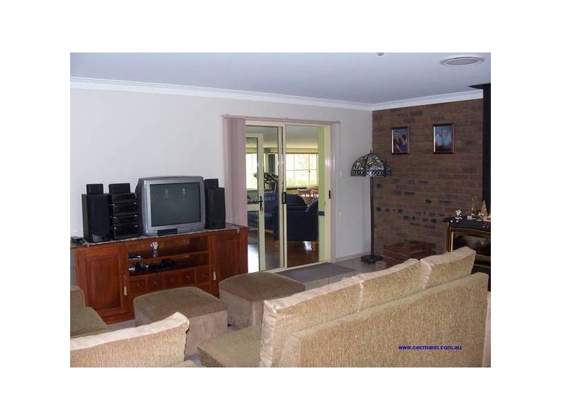 115 Jimmy Mann Rd, Stanthorpe QLD 4380