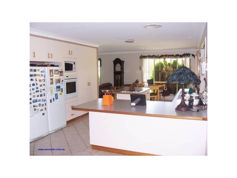 115 Jimmy Mann Rd, Stanthorpe QLD 4380