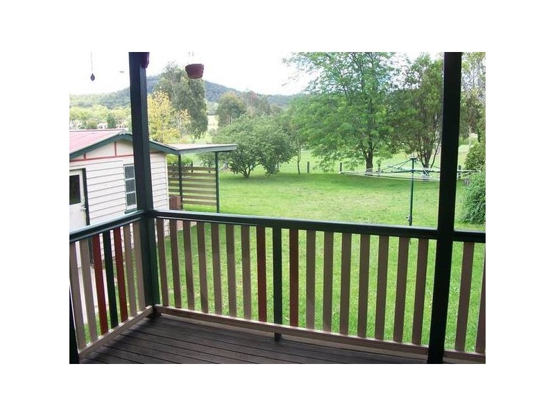 4 Allison St, Stanthorpe QLD 4380