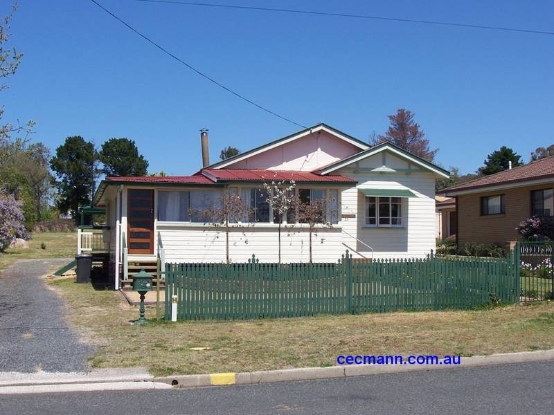 23 COLLEGE ROAD, Stanthorpe QLD 4380