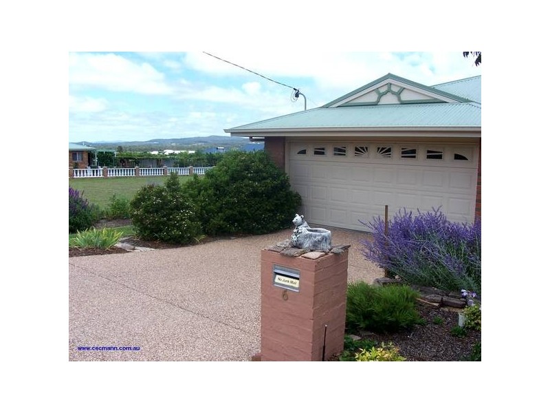 6 Pitts Street, Stanthorpe QLD 4380