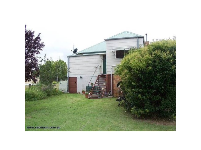 32 Matthew Street, Stanthorpe QLD 4380