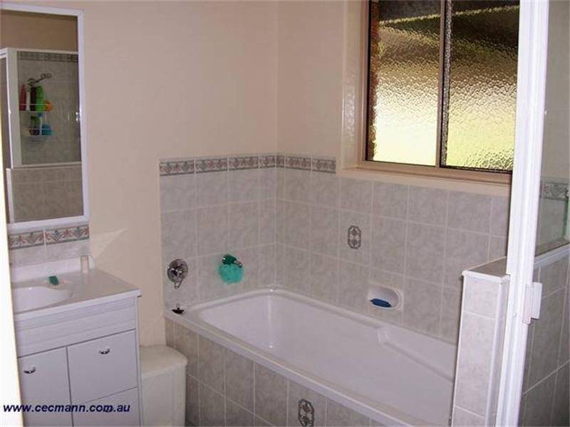 445 Texas Road, Broadwater QLD 4380