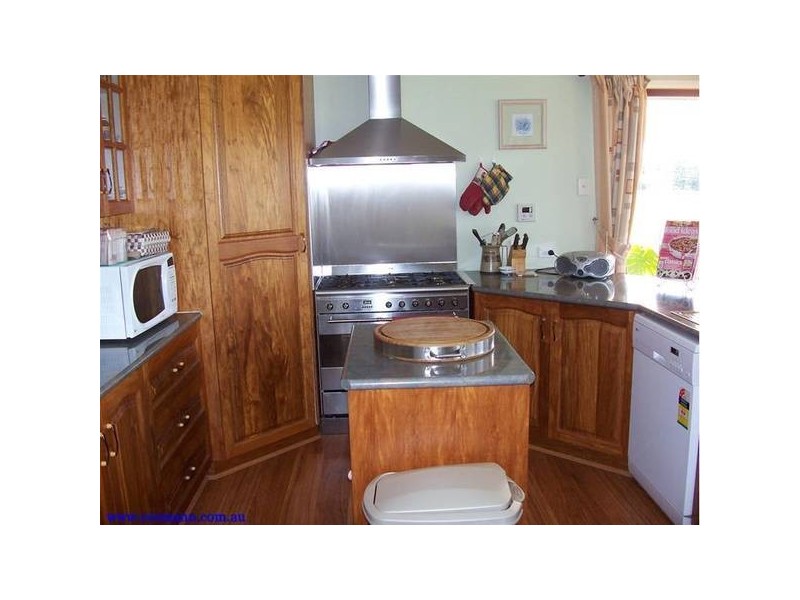 18 Marino Road, Stanthorpe QLD 4380