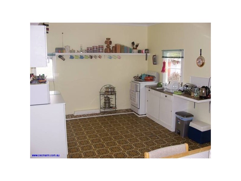 7 McGlew, Stanthorpe QLD 4380