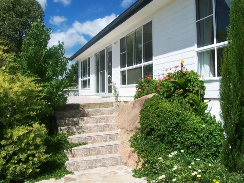 102 Sugarloaf Road, Stanthorpe QLD 4380