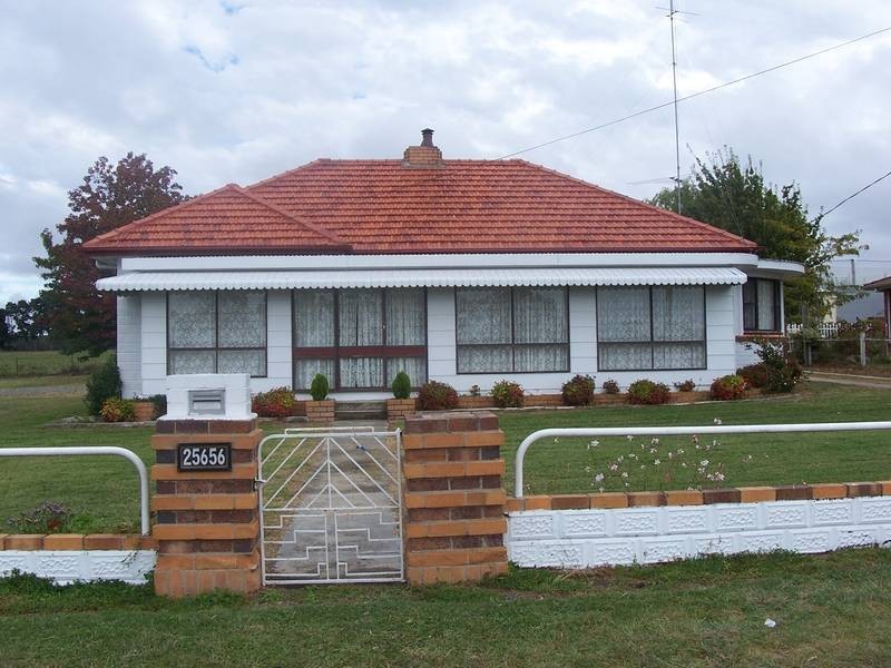 25656 New England Hwy, Applethorpe QLD 4378